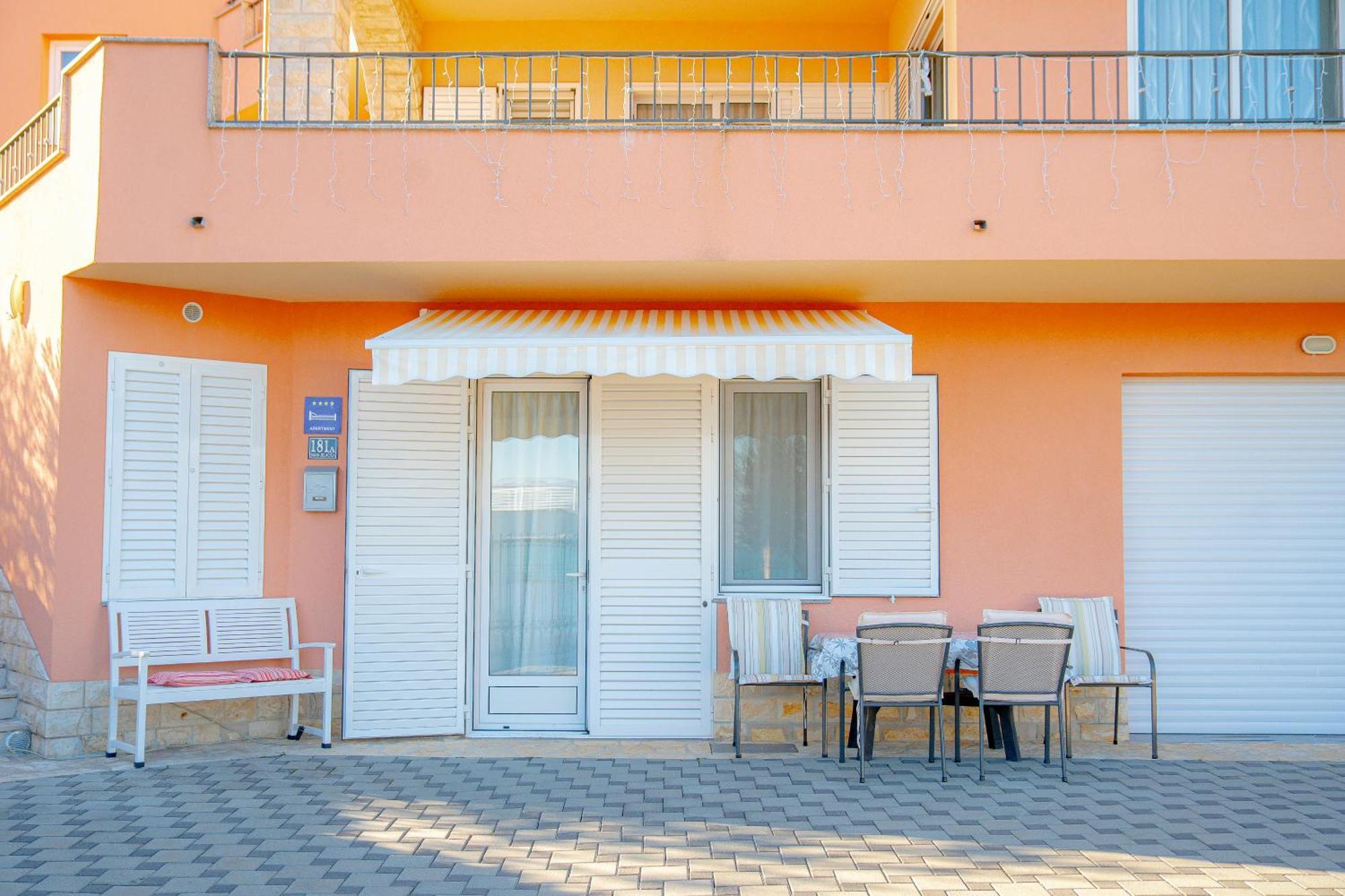 Apartament Regina Del Mare Slatine Zewnętrze zdjęcie
