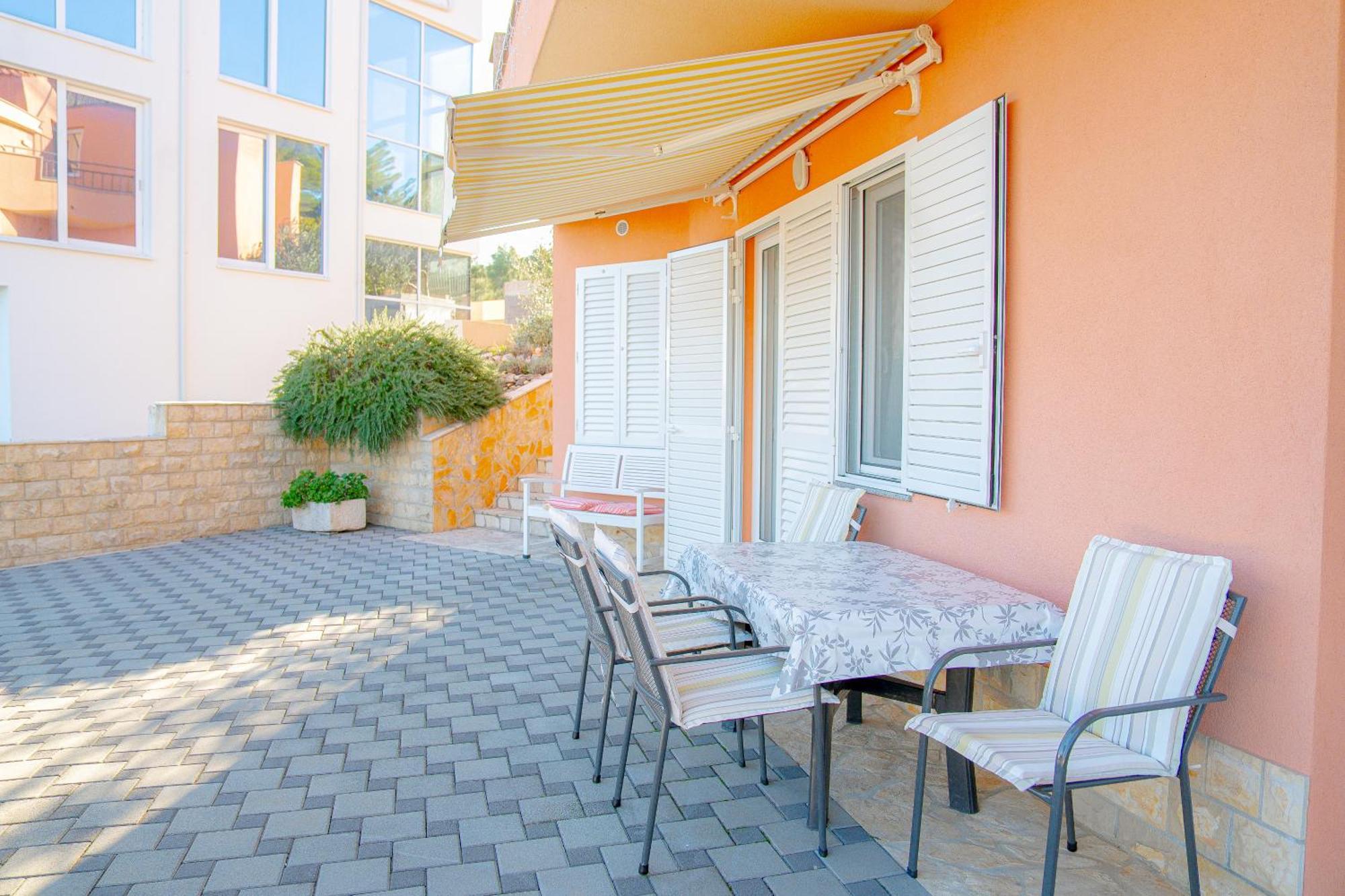 Apartament Regina Del Mare Slatine Zewnętrze zdjęcie
