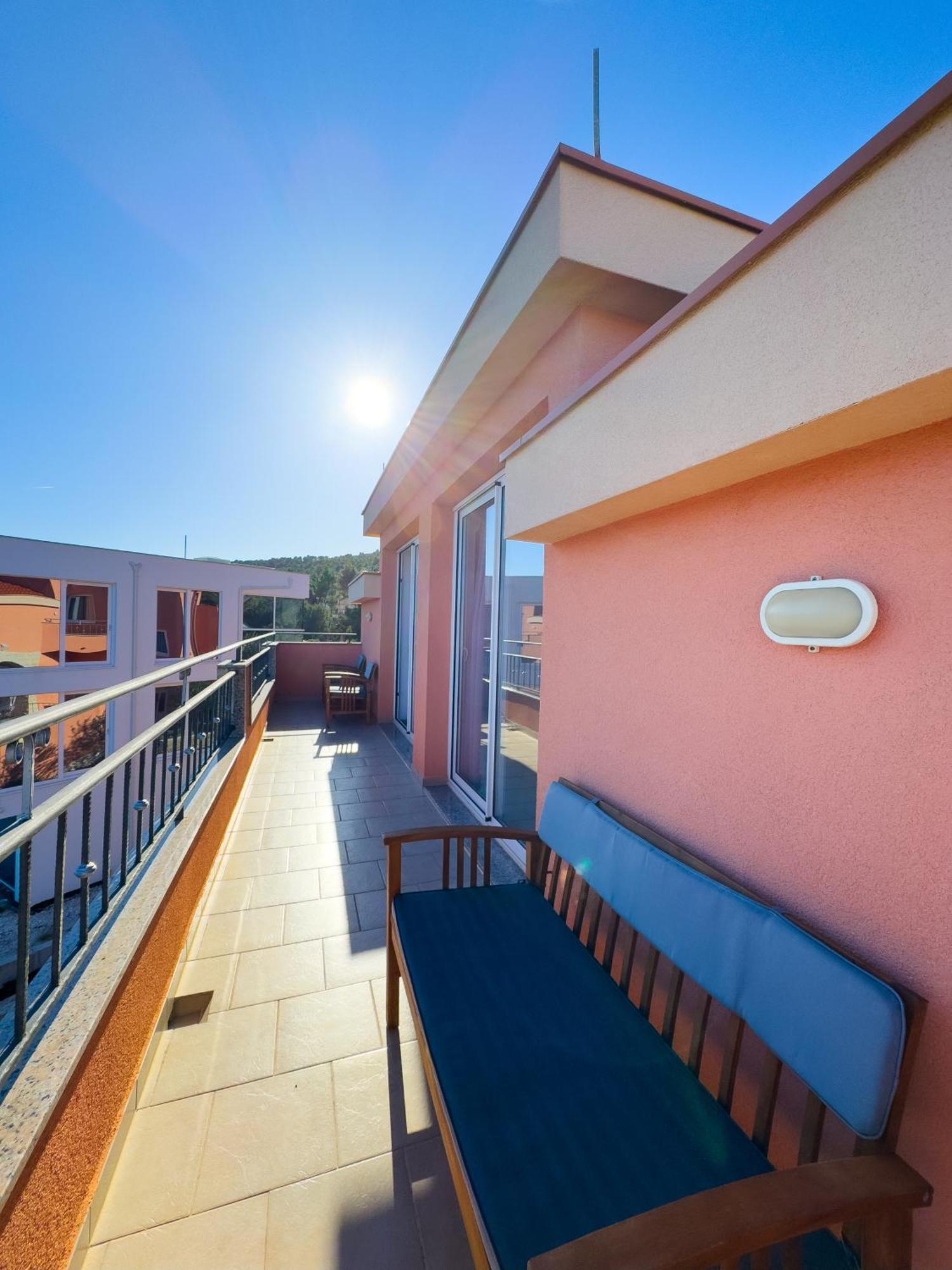 Apartament Regina Del Mare Slatine Zewnętrze zdjęcie