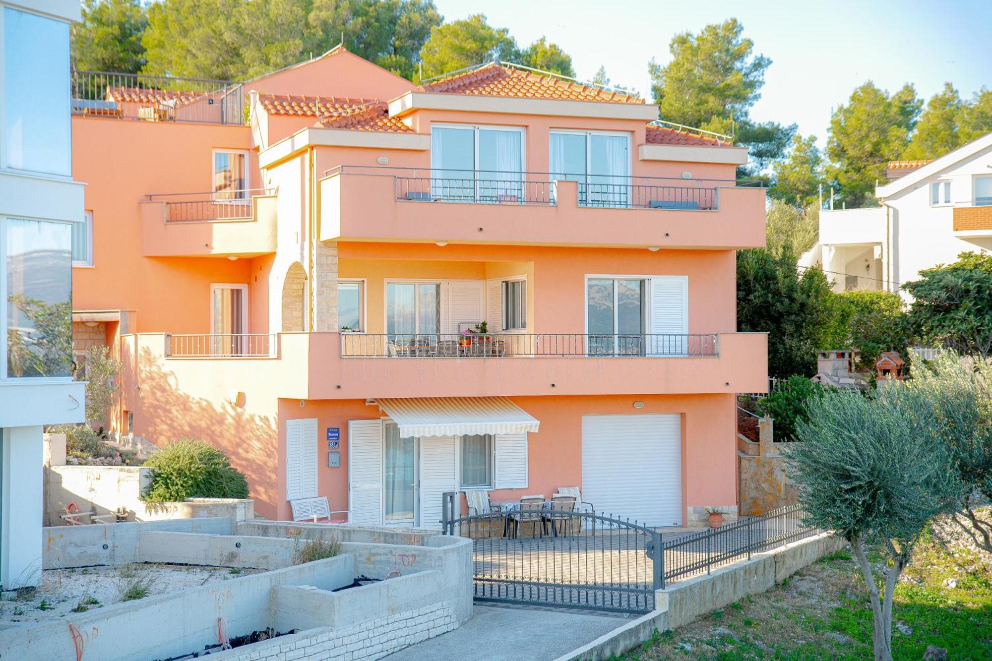 Apartament Regina Del Mare Slatine Zewnętrze zdjęcie
